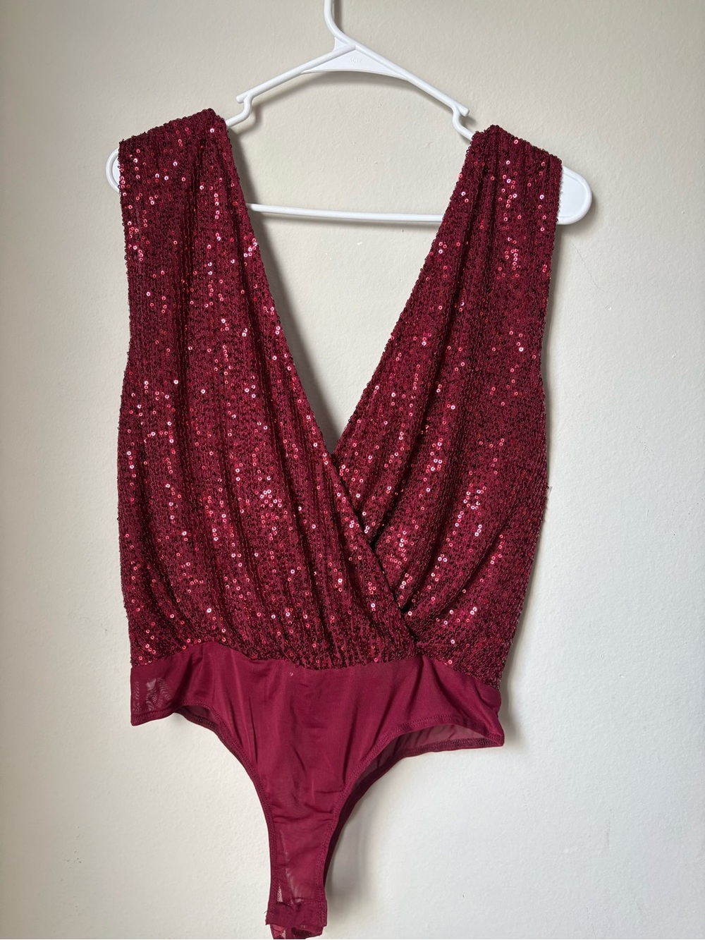 Lulus Burgundy Sequin Surplice Bodysuit Sleeveless Party Top Size M